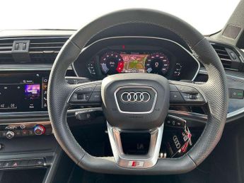 Audi Q3 35 TFSI Black Edition 5dr S Tronic [20" Alloy]