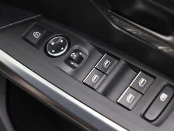 Peugeot 3008 1.2 Hybrid 136 GT 5dr e-DSC6