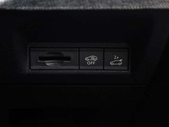 Peugeot 3008 1.2 Hybrid 136 GT 5dr e-DSC6