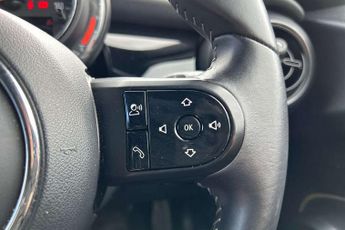 MINI Hatchback 5dr 1.5 Cooper Sport 5dr Auto