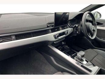 Audi A4 Avant 35 TDI S Line 5dr S Tronic