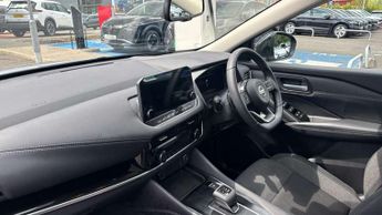 Nissan Qashqai 1.3 DiG-T MH 158 Premiere Edition 5dr Xtronic