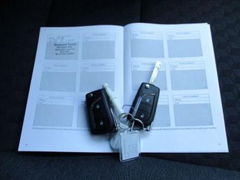 Toyota Yaris 1.5 Hybrid Design 5dr CVT