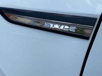 Volkswagen Golf 1.5 TSI Style 5dr