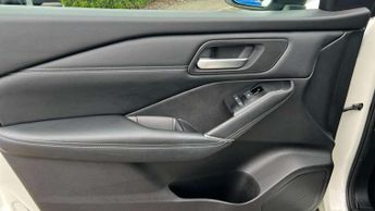 Nissan Qashqai 1.3 DiG-T MH Premiere Edition 5dr