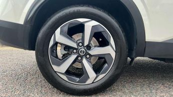 Nissan Qashqai 1.3 DiG-T MH Premiere Edition 5dr