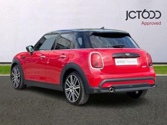 MINI Hatchback 5dr 1.5 Cooper Exclusive 5dr Auto