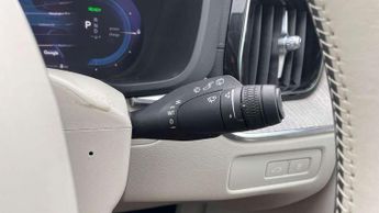 Volvo XC60 2.0 T8 [455] RC PHEV Ultimate Dark 5dr AWD Gtron