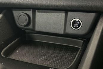 Nissan Qashqai 1.3 DiG-T MH 158 Acenta Premium 5dr Xtronic