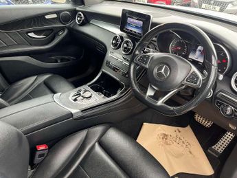 Mercedes-Benz GLC GLC 220d 4Matic AMG Line 5dr 9G-Tronic