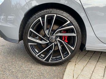 Volkswagen Golf GTI 2.0 TSI GTI 5dr DSG