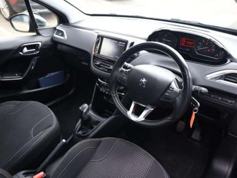 Peugeot 208 1.2 PureTech 82 Tech Edition 5dr [Start Stop]