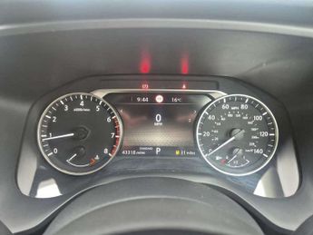 Nissan Qashqai 1.3 DiG-T MH 158 Acenta Premium 5dr Xtronic