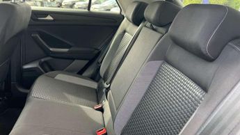 Volkswagen T-Roc 1.5 TSI EVO Active 5dr