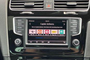 Volkswagen Golf 1.4 TSI 150 R-Line Edition 5dr DSG
