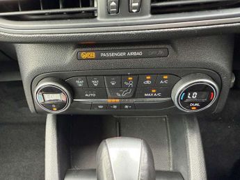 Ford Focus Active 1.0 EcoBoost Hybrid mHEV 155 Active 5dr Auto