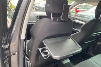 Skoda Karoq 1.5 TSI SE Drive 5dr