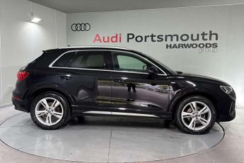 Audi Q3 35 TFSI S Line 5dr S Tronic