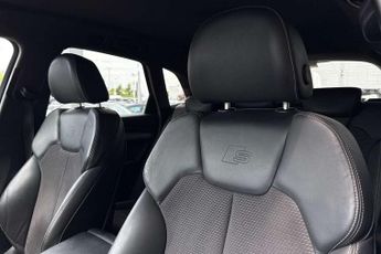 Audi Q5 2.0T FSI Quattro S Line 5dr S Tronic
