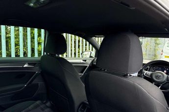 Volkswagen Golf 2.0 TDI 184 GTD BlueLine 5dr DSG