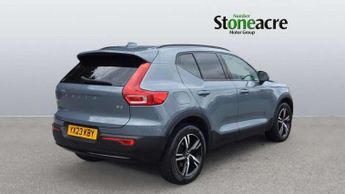 Volvo XC40 2.0 B3P Plus Dark 5dr Auto