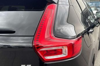Volvo XC40 1.5 T3 [163] R DESIGN 5dr Geartronic