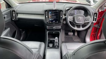 Volvo XC40 2.0 B4P Inscription 5dr Auto
