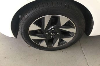 Hyundai i10 1.0 Advance 5dr Auto