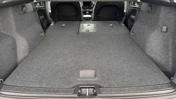 Volvo XC40 1.5 T3 [163] R DESIGN 5dr