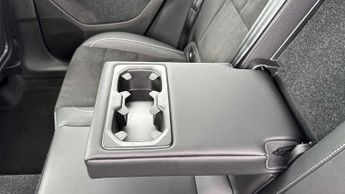 Volvo XC40 1.5 T3 [163] R DESIGN 5dr