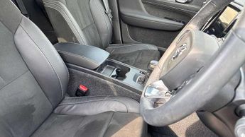 Volvo XC40 1.5 T3 [163] R DESIGN 5dr