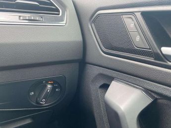 Volkswagen Tiguan 2.0 TDI Life 5dr