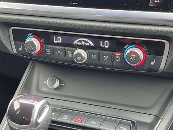 Audi Q3 35 TFSI S Line 5dr S Tronic