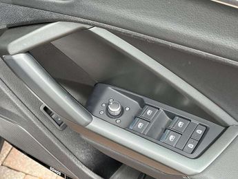 Audi Q3 35 TFSI S Line 5dr S Tronic
