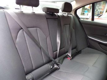 BMW 3 Series 320d MHT SE 4dr Step Auto