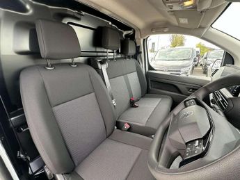 Citroen Dispatch 2.0 BlueHDi 145ps Van Enterprise