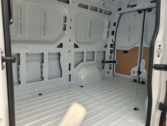 Renault Master MM35 Blue dCi 130 Advance Medium Roof Van