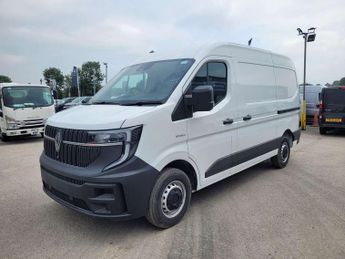 Renault Master MM35 Blue dCi 130 Advance Medium Roof Van