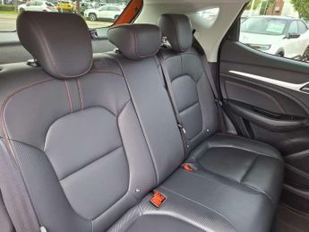 MG ZS 1.5 VTi-TECH Exclusive 5dr