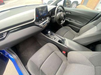Toyota C-HR 1.8 Hybrid Icon 5dr CVT
