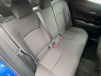 Toyota C-HR 1.8 Hybrid Icon 5dr CVT