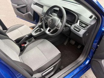 Renault Clio 1.6 E-TECH full hybrid 145 Evolution 5dr Auto