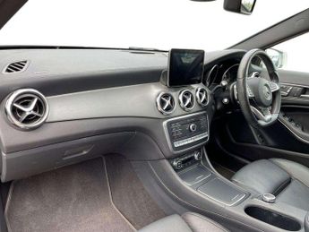 Mercedes-Benz GLA GLA 200d 4Matic AMG Line Premium Plus 5dr Auto