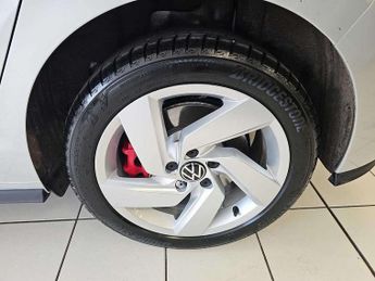 Volkswagen Golf GTE 1.4 TSI GTE 5dr DSG
