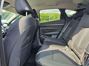 Hyundai Tucson 1.6 TGDi Plug-in Hybrid Premium 5dr 4WD Auto