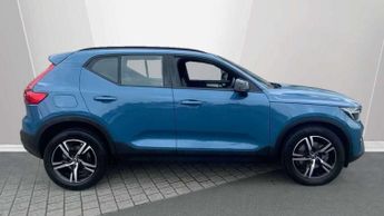 Volvo XC40 2.0 B3P Plus Dark 5dr Auto