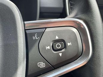 Volvo XC40 2.0 T4 Inscription Pro 5dr AWD Geartronic
