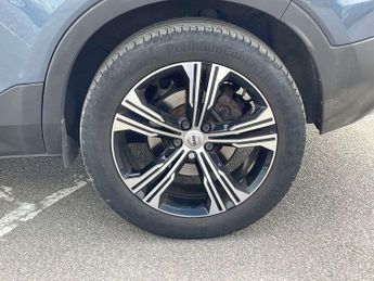 Volvo XC40 2.0 T4 Inscription Pro 5dr AWD Geartronic