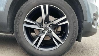 Volvo XC40 1.5 T3 [163] R DESIGN 5dr