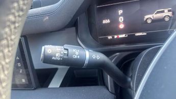 Land Rover Defender 3.0 D250 X-Dynamic SE 90 3dr Auto